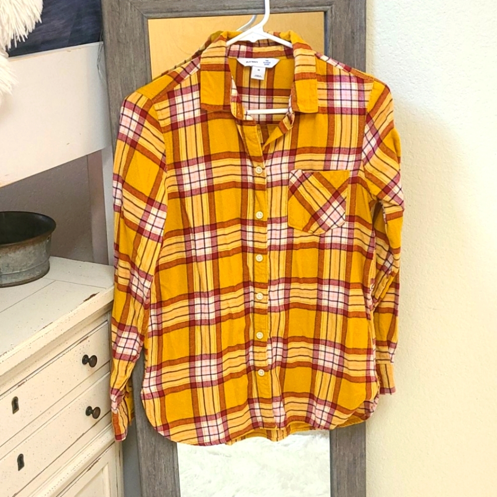 Old Navy "The Classic Shirt" Soft Flannel